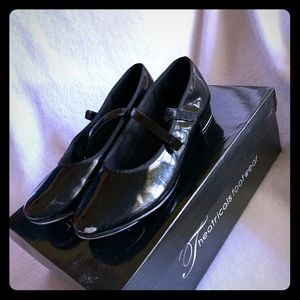 Theatricals Footwear Black Size 5.5 Tap Shoes